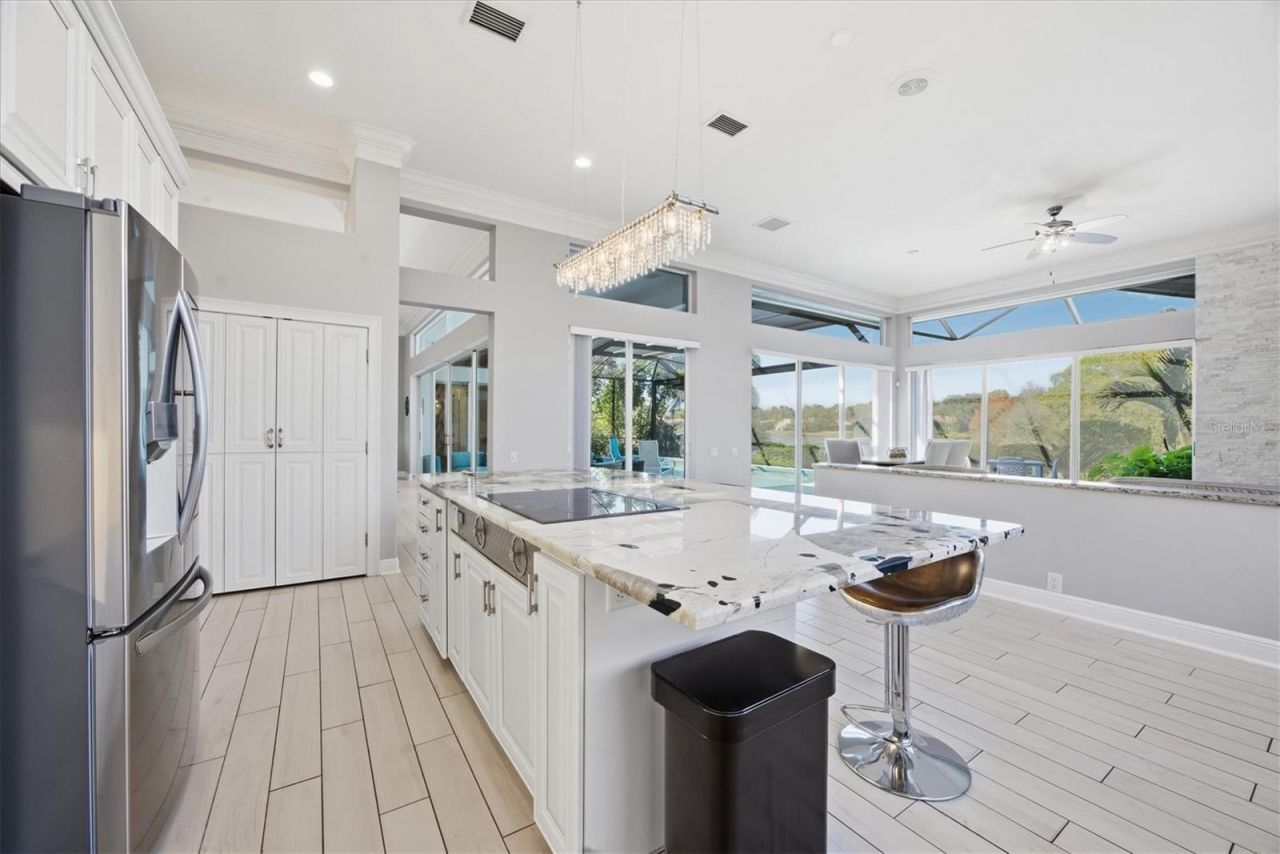 8687 Woodbriar Drive, Sarasota, FL 34238 Photo