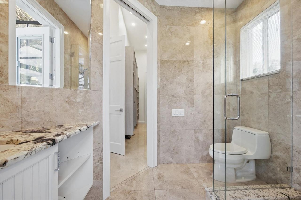 8687 Woodbriar Drive, Sarasota, FL 34238 Photo