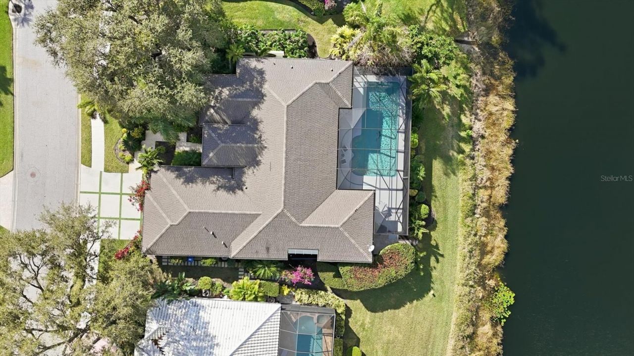 8687 Woodbriar Drive, Sarasota, FL 34238 Photo