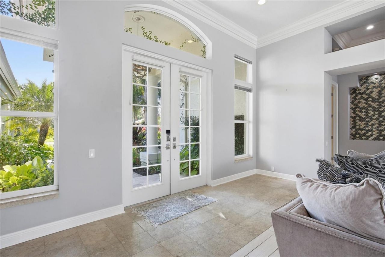 8687 Woodbriar Drive, Sarasota, FL 34238 Photo