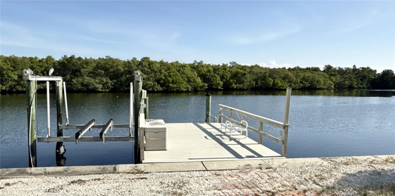 7127 Mount Piney Road Ne, Unit 718, Saint Petersburg, FL 33702 Photo