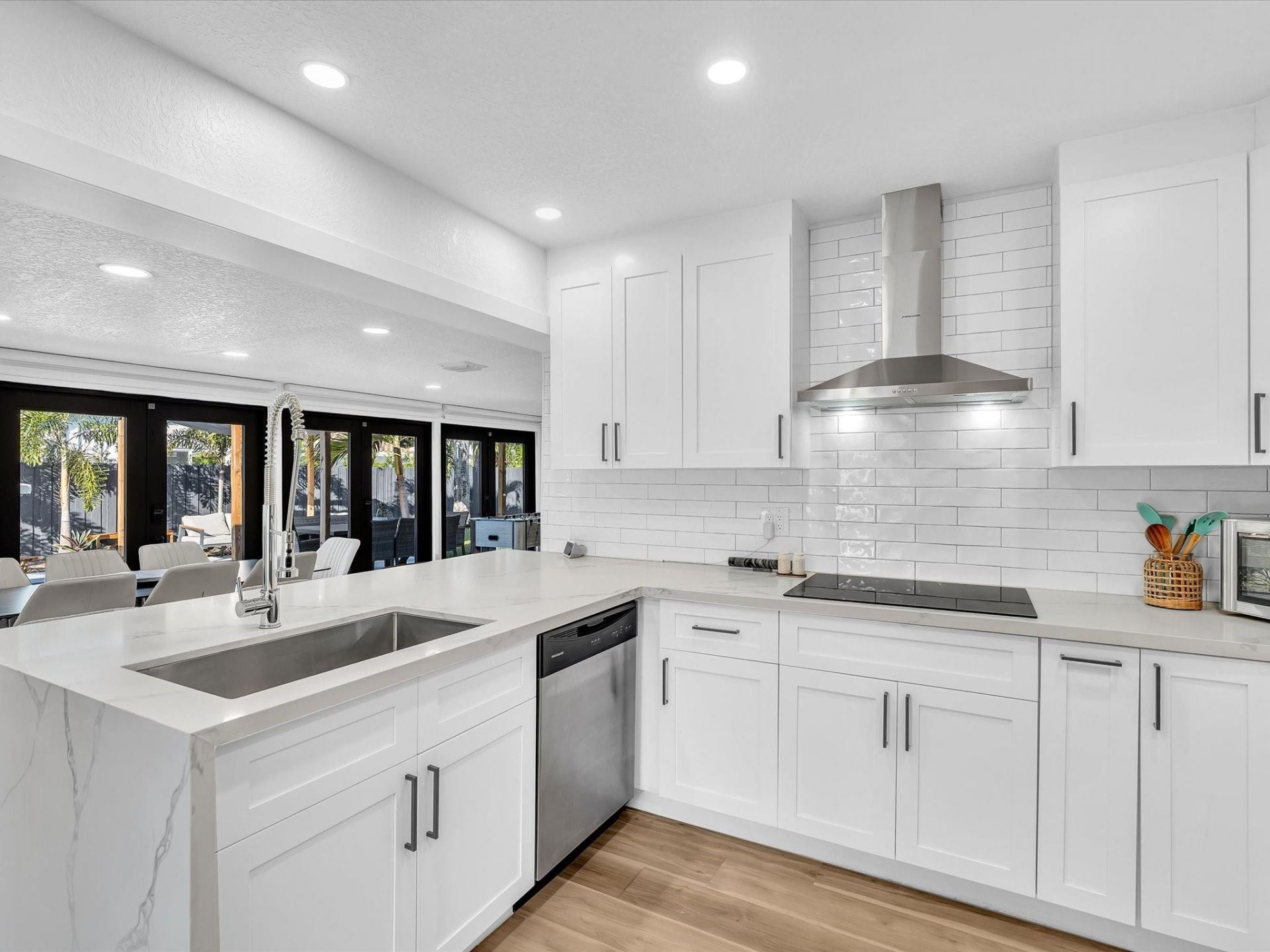 2105 NE 62nd Street, Fort Lauderdale, FL 33308 Photo