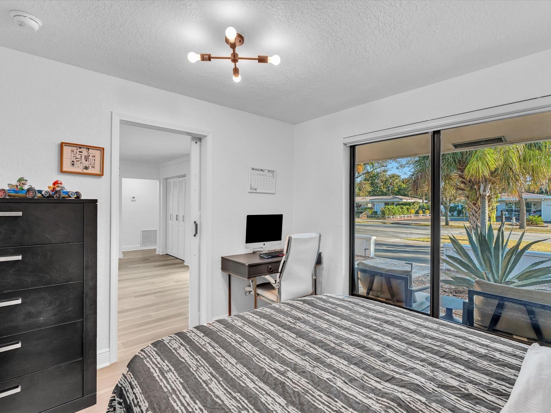 2105 NE 62nd Street, Fort Lauderdale, FL 33308 Photo