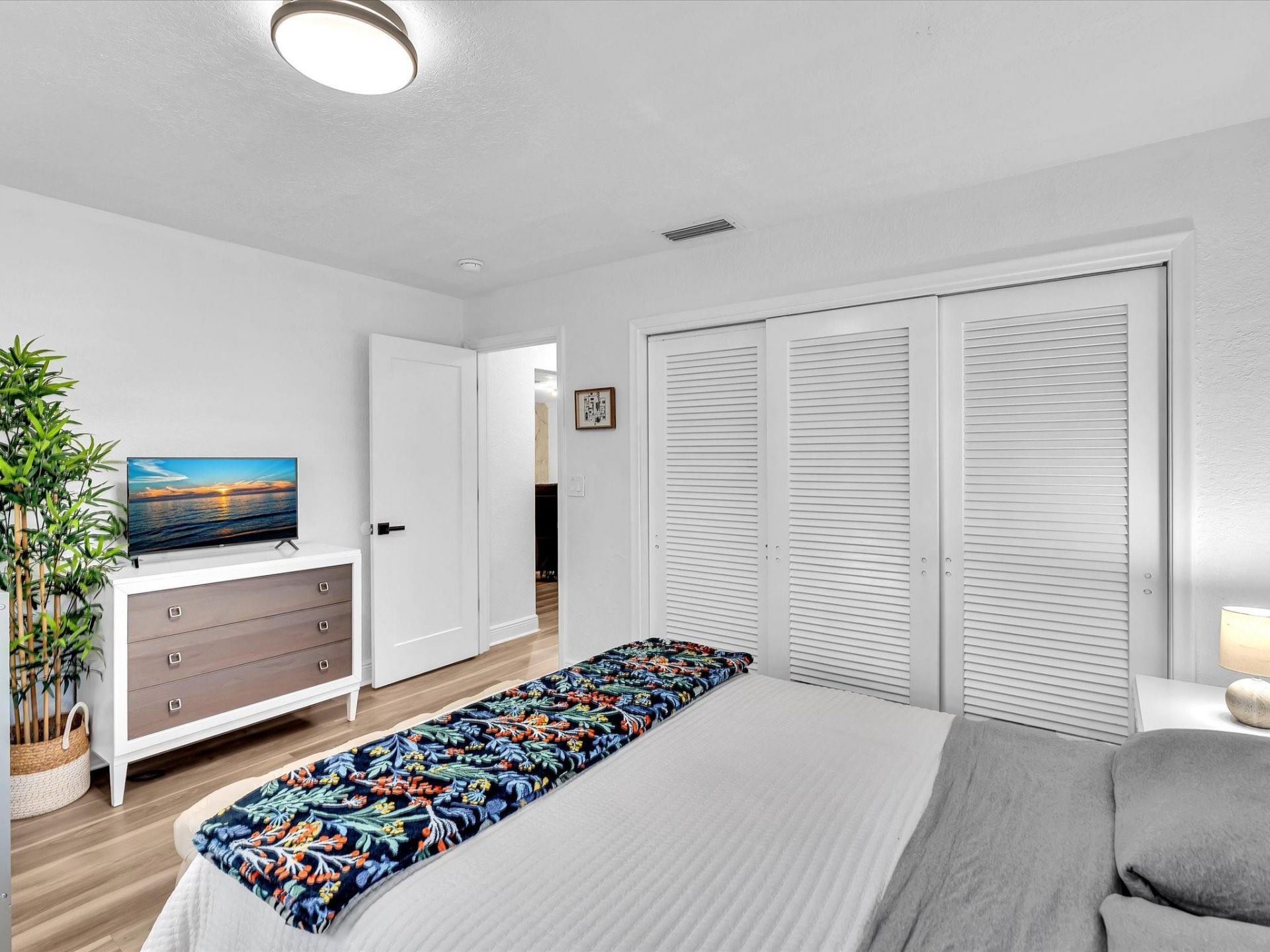 2105 NE 62nd Street, Fort Lauderdale, FL 33308 Photo