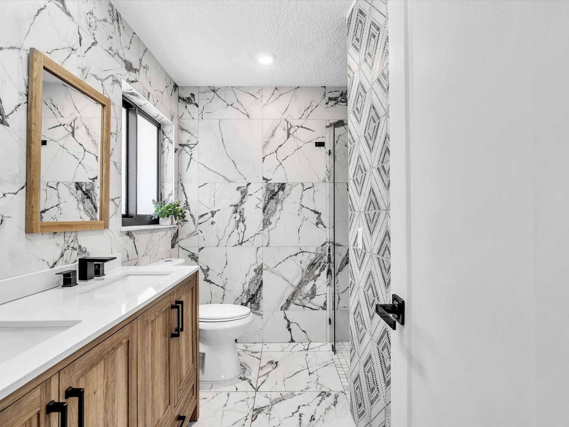 2105 NE 62nd Street, Fort Lauderdale, FL 33308 Photo