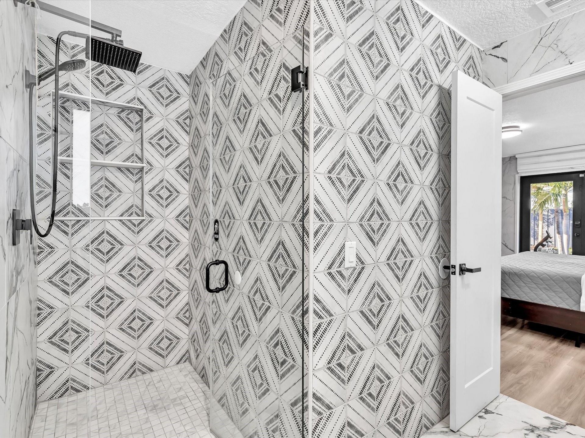 2105 NE 62nd Street, Fort Lauderdale, FL 33308 Photo