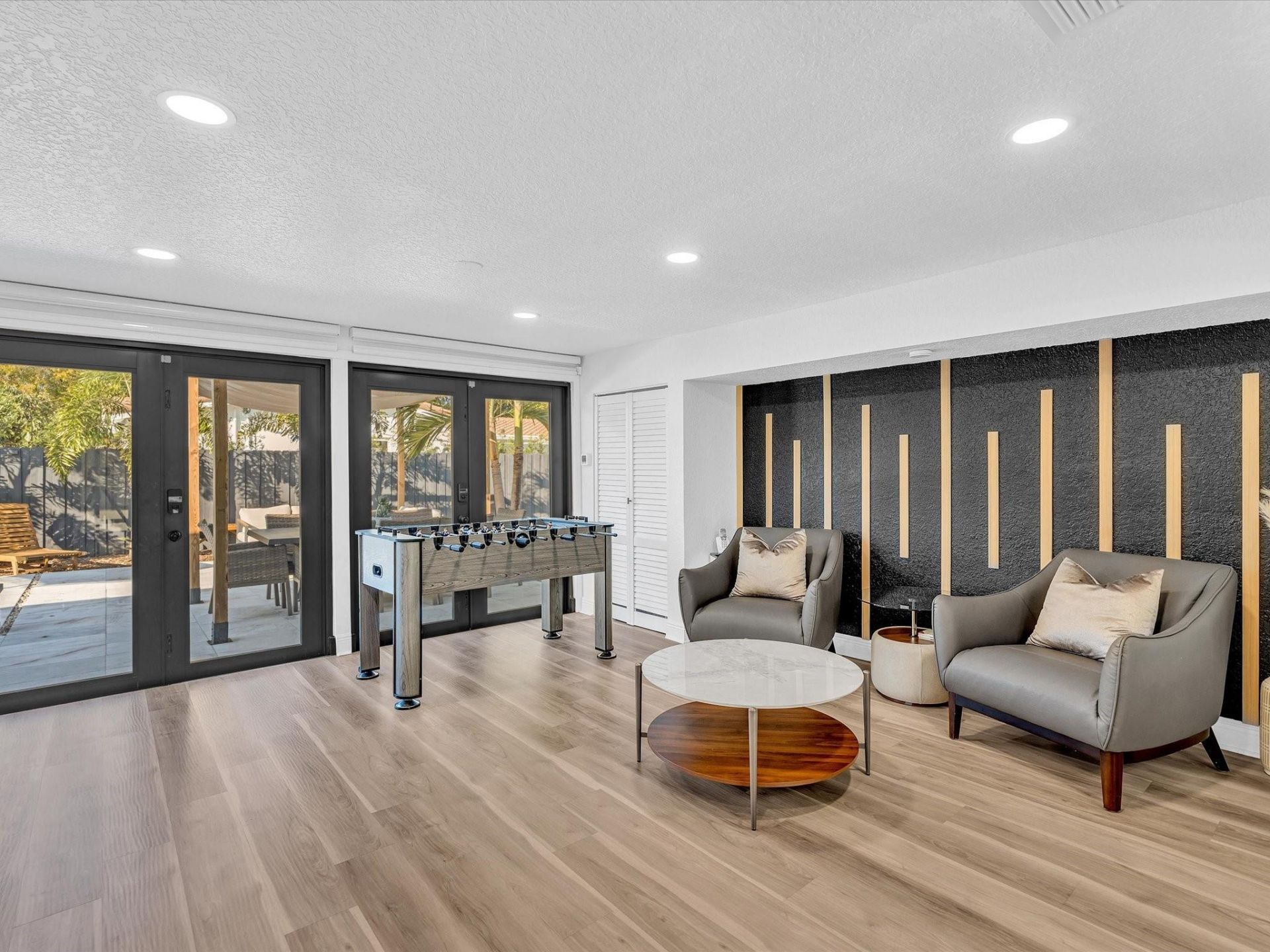 2105 NE 62nd Street, Fort Lauderdale, FL 33308 Photo