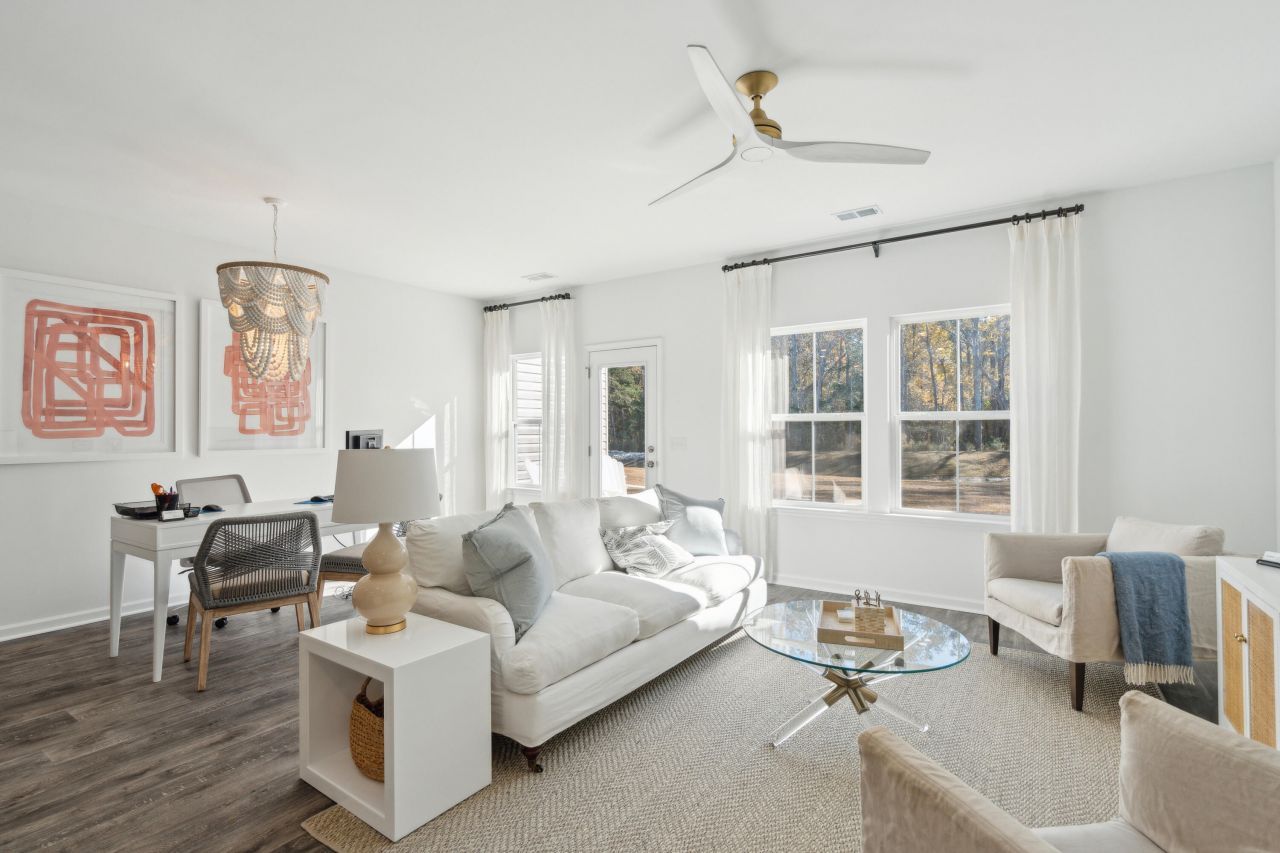 728 Ridgley Drive Photo 10