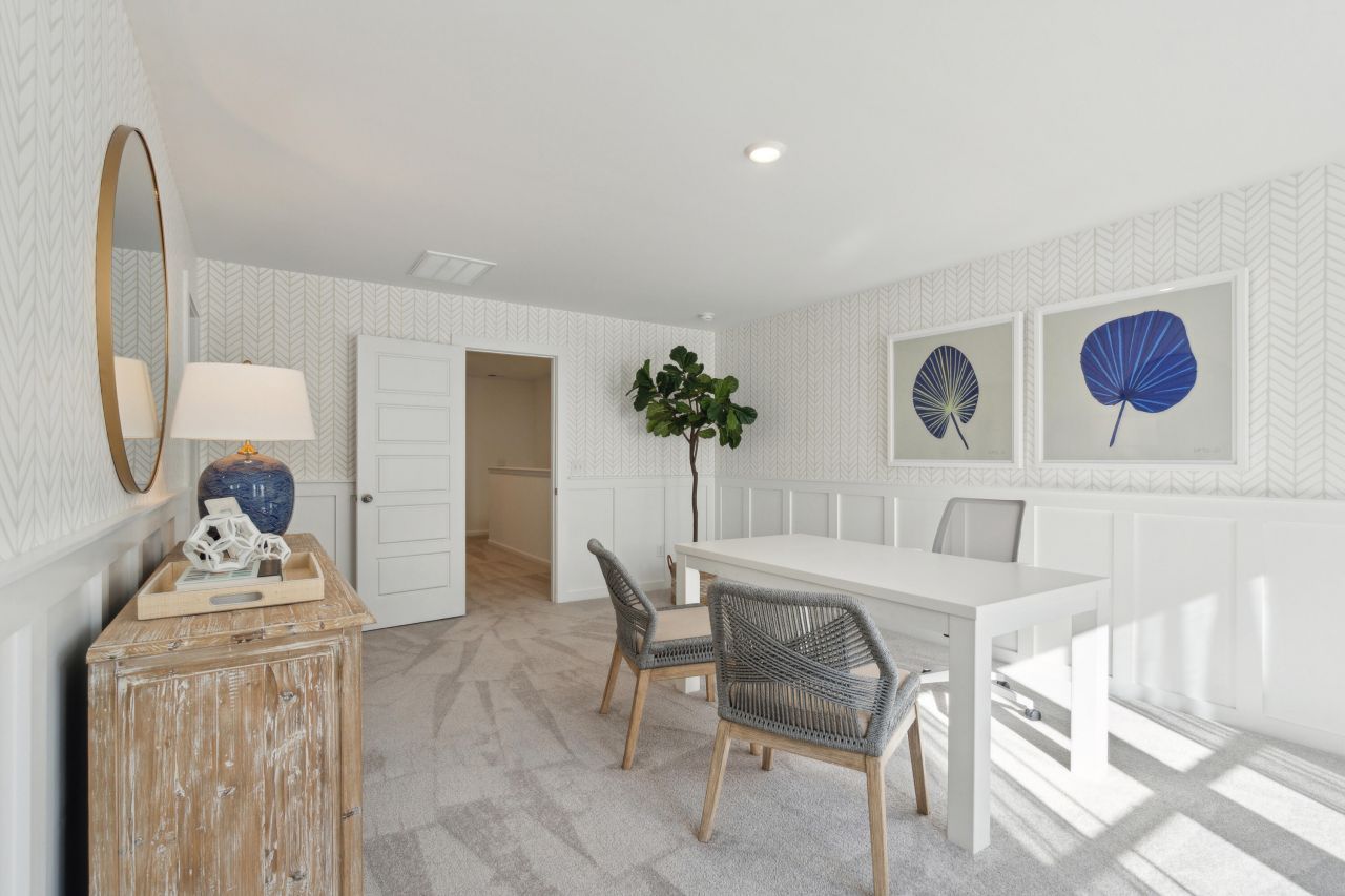 728 Ridgley Drive Photo 17