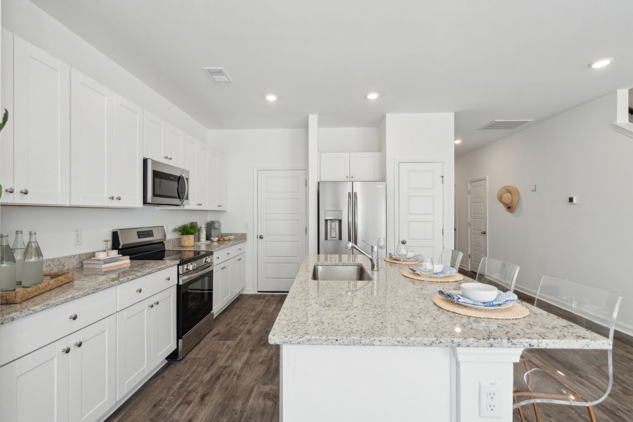 728 Ridgley Drive Photo 5