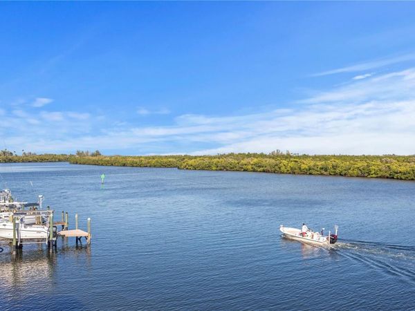 817 B BAHIA DEL SOL DRIVE, Unit 40, RUSKIN, FL 33570