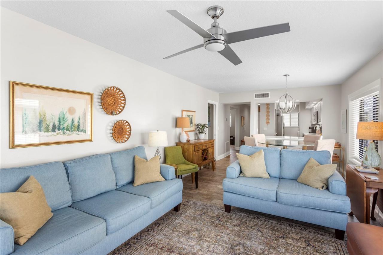817 B Bahia Del Sol Drive, Unit 40, Ruskin, FL 33570 Photo