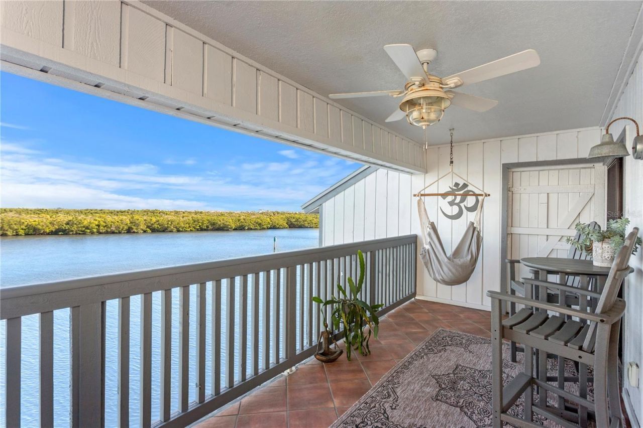 817 B Bahia Del Sol Drive, Unit 40, Ruskin, FL 33570 Photo