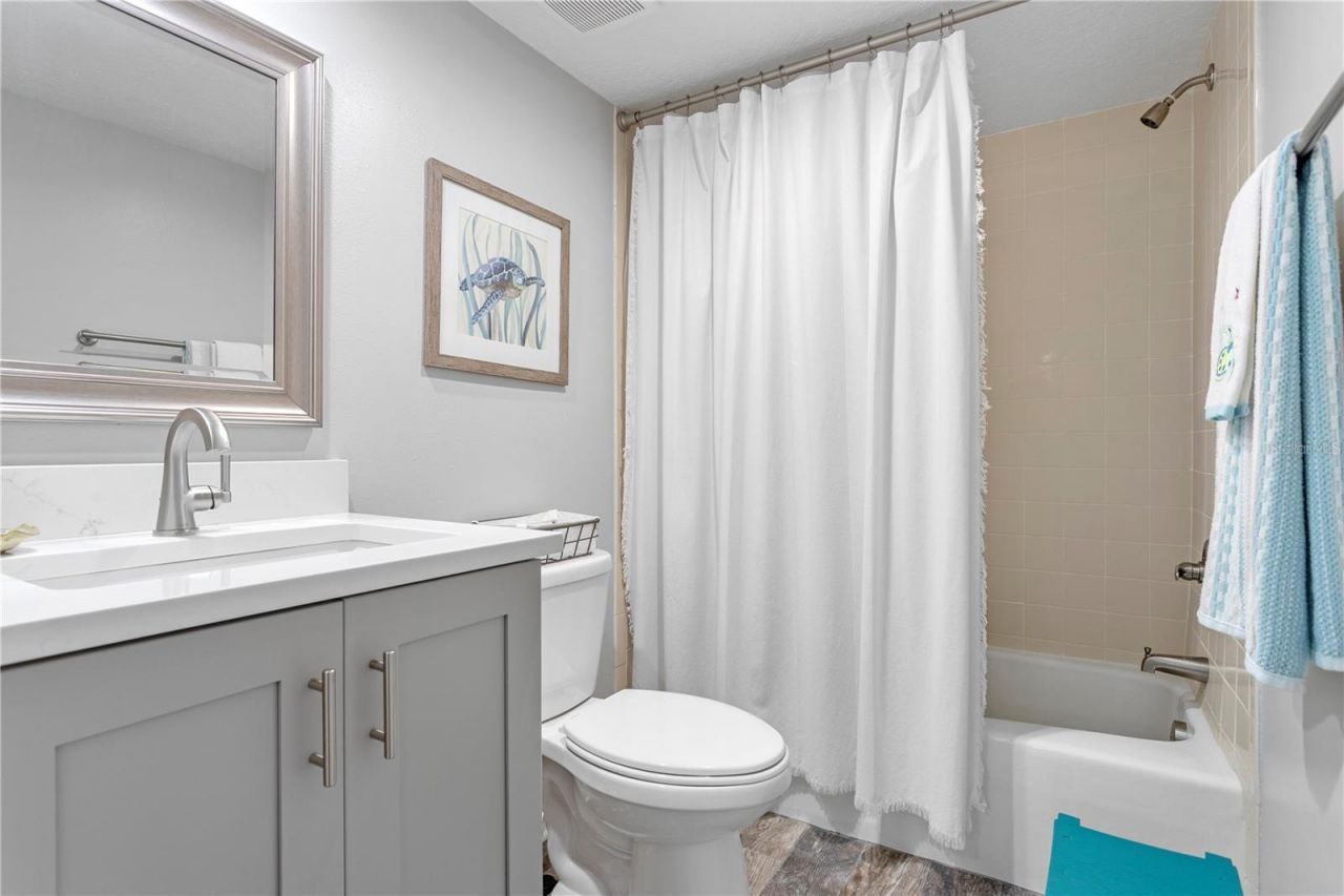 817 B Bahia Del Sol Drive, Unit 40, Ruskin, FL 33570 Photo