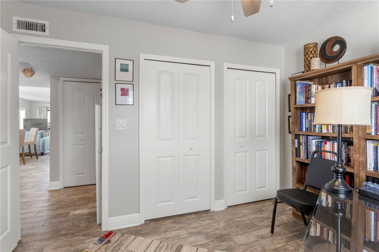 817 B Bahia Del Sol Drive, Unit 40, Ruskin, FL 33570 Photo