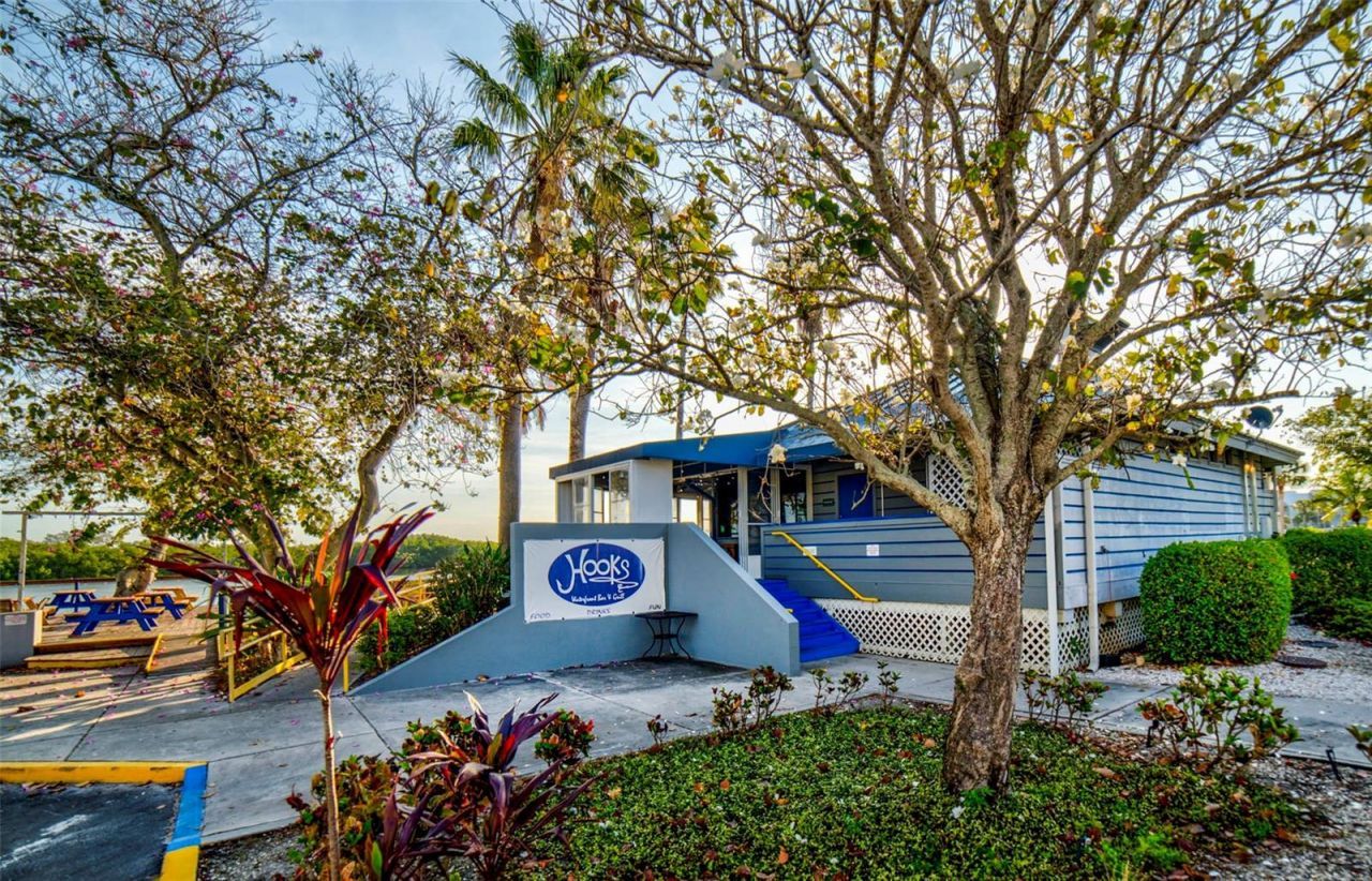 817 B Bahia Del Sol Drive, Unit 40, Ruskin, FL 33570 Photo