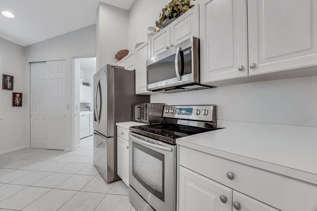 2235 Sapphire Circle, West Palm Beach, FL 33411 Photo