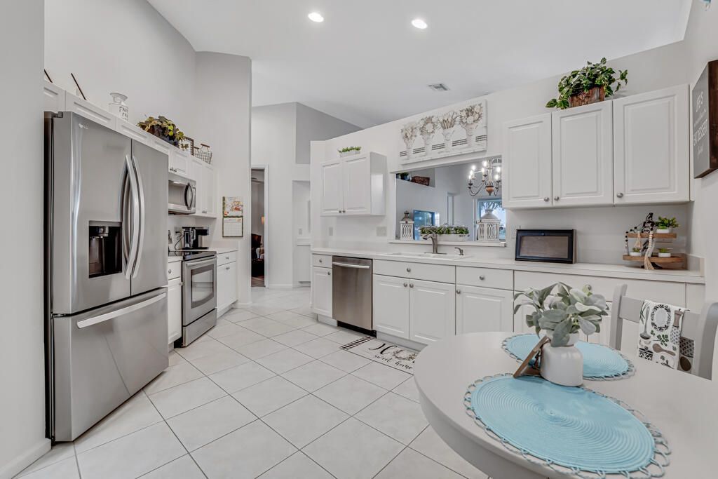 2235 Sapphire Circle, West Palm Beach, FL 33411 Photo