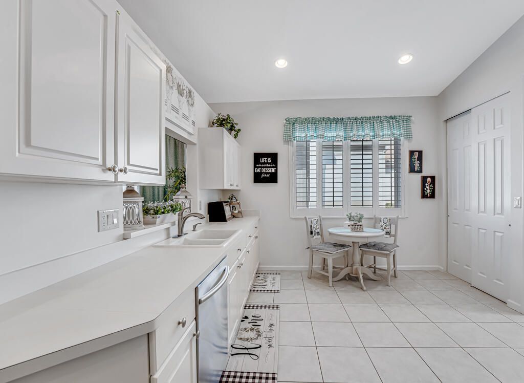 2235 Sapphire Circle, West Palm Beach, FL 33411 Photo