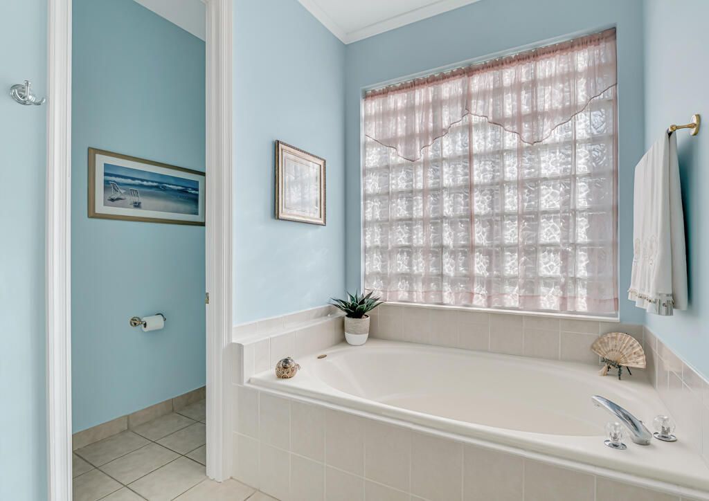 2235 Sapphire Circle, West Palm Beach, FL 33411 Photo