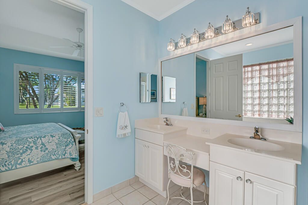 2235 Sapphire Circle, West Palm Beach, FL 33411 Photo