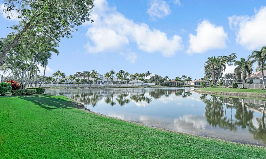 2235 Sapphire Circle, West Palm Beach, FL 33411 Photo