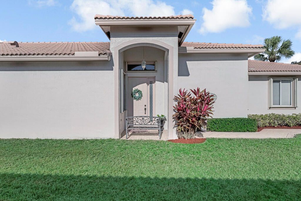 2235 Sapphire Circle, West Palm Beach, FL 33411 Photo