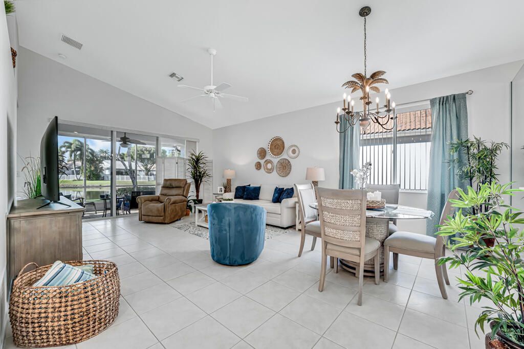 2235 Sapphire Circle, West Palm Beach, FL 33411 Photo