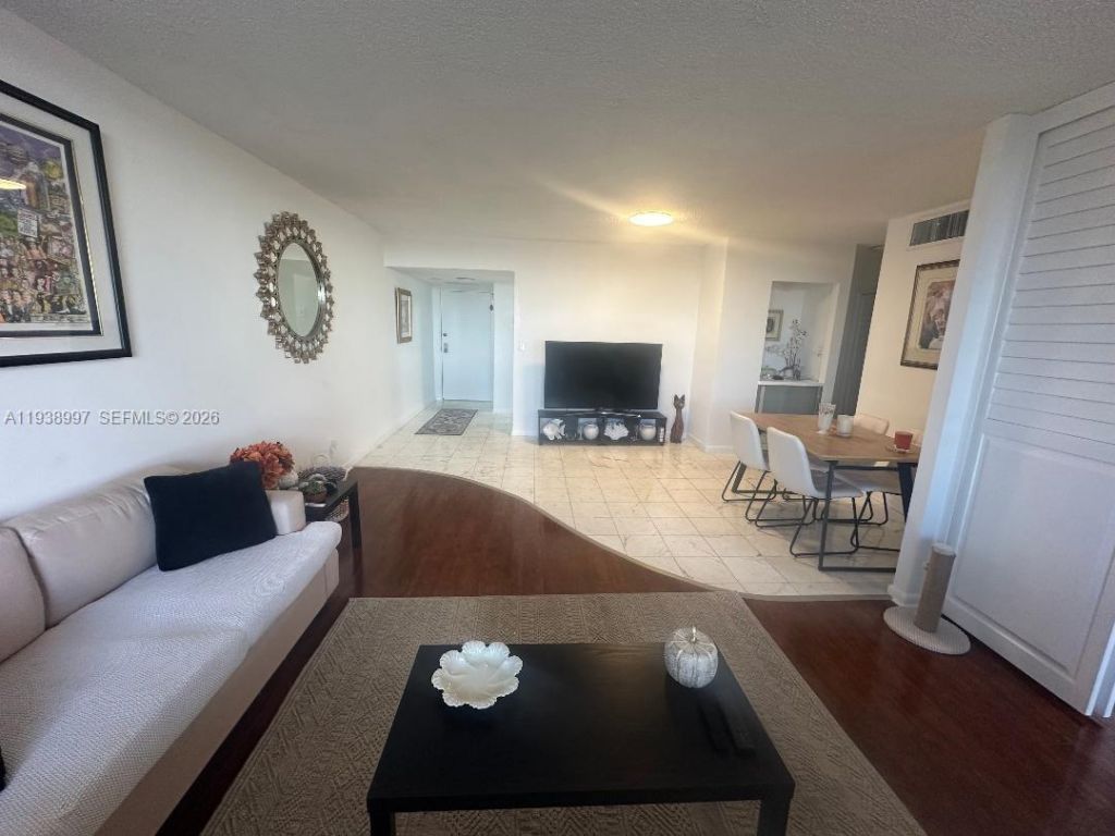 500 Three Islands Blvd, Unit 709, Hallandale Beach, FL 33009 Photo