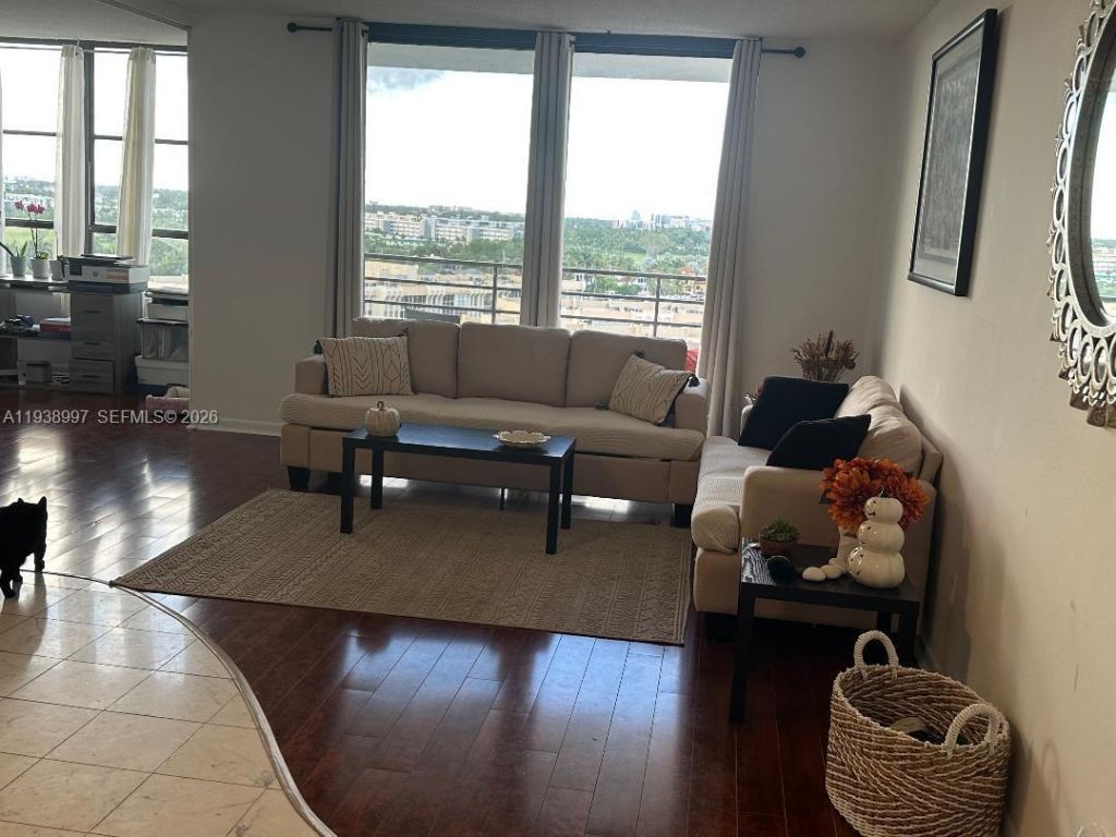 500 Three Islands Blvd, Unit 709, Hallandale Beach, FL 33009 Photo