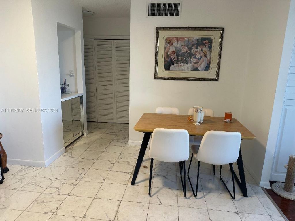 500 Three Islands Blvd, Unit 709, Hallandale Beach, FL 33009 Photo