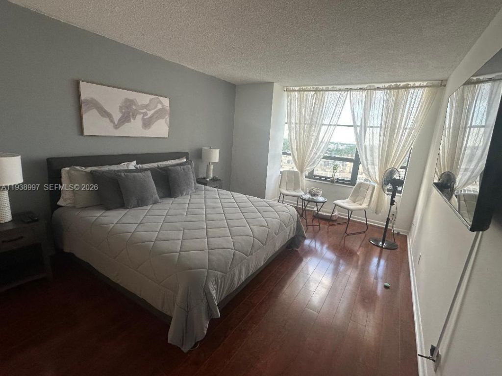 500 Three Islands Blvd, Unit 709, Hallandale Beach, FL 33009 Photo