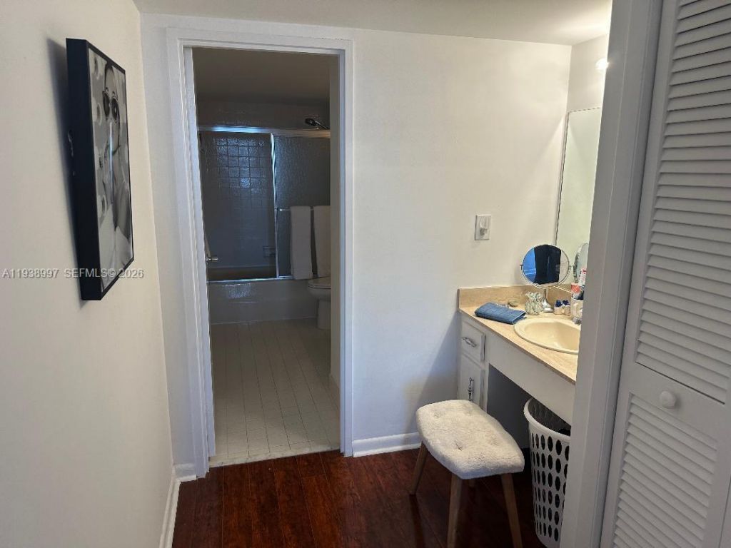 500 Three Islands Blvd, Unit 709, Hallandale Beach, FL 33009 Photo