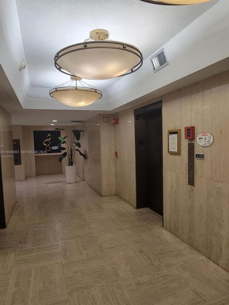 500 Three Islands Blvd, Unit 709, Hallandale Beach, FL 33009 Photo