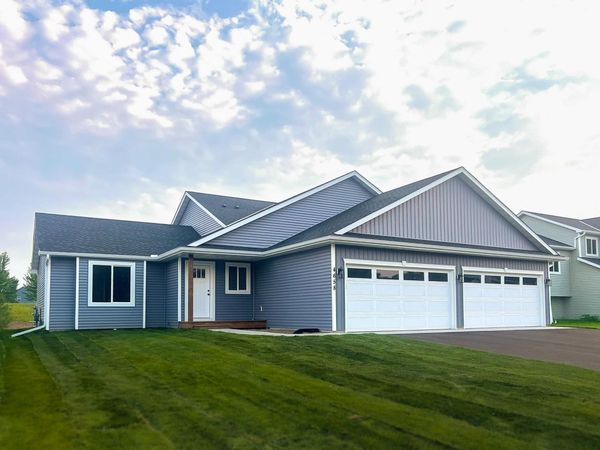 4658 9th Street NE, Saint Cloud, MN 56304