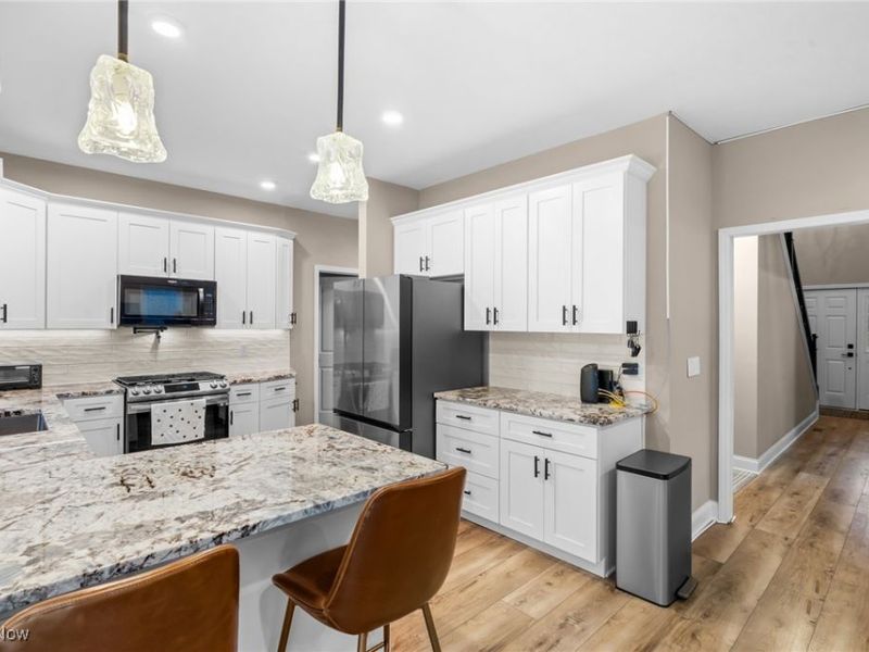 39600 Aurora Road, Solon, OH 44139 Photo 13