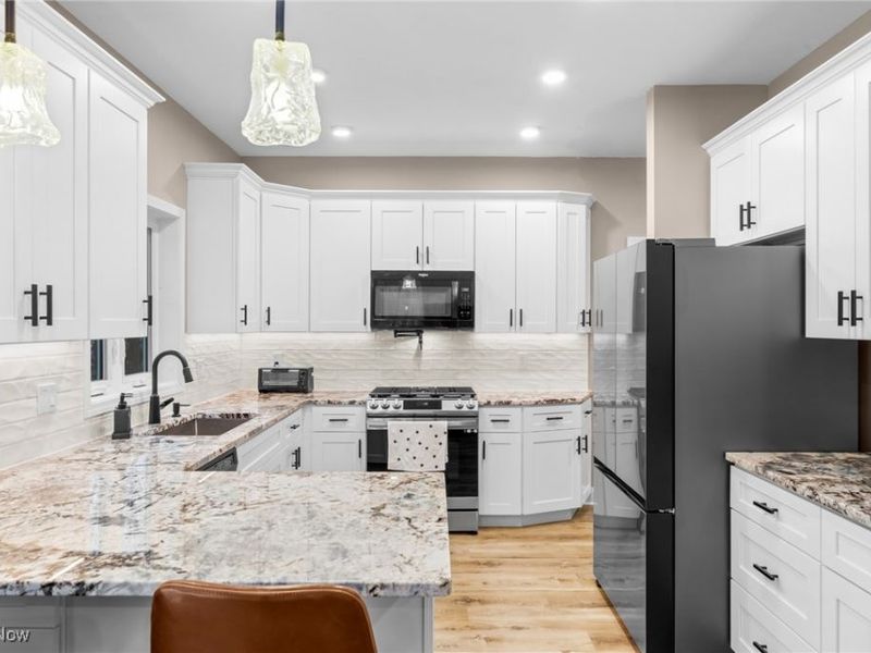 39600 Aurora Road, Solon, OH 44139 Photo 15