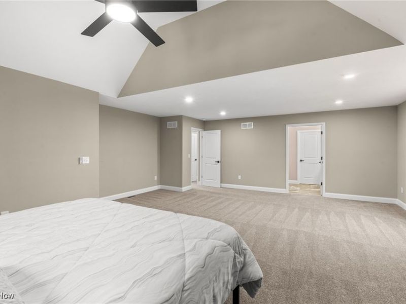 39600 Aurora Road, Solon, OH 44139 Photo 27