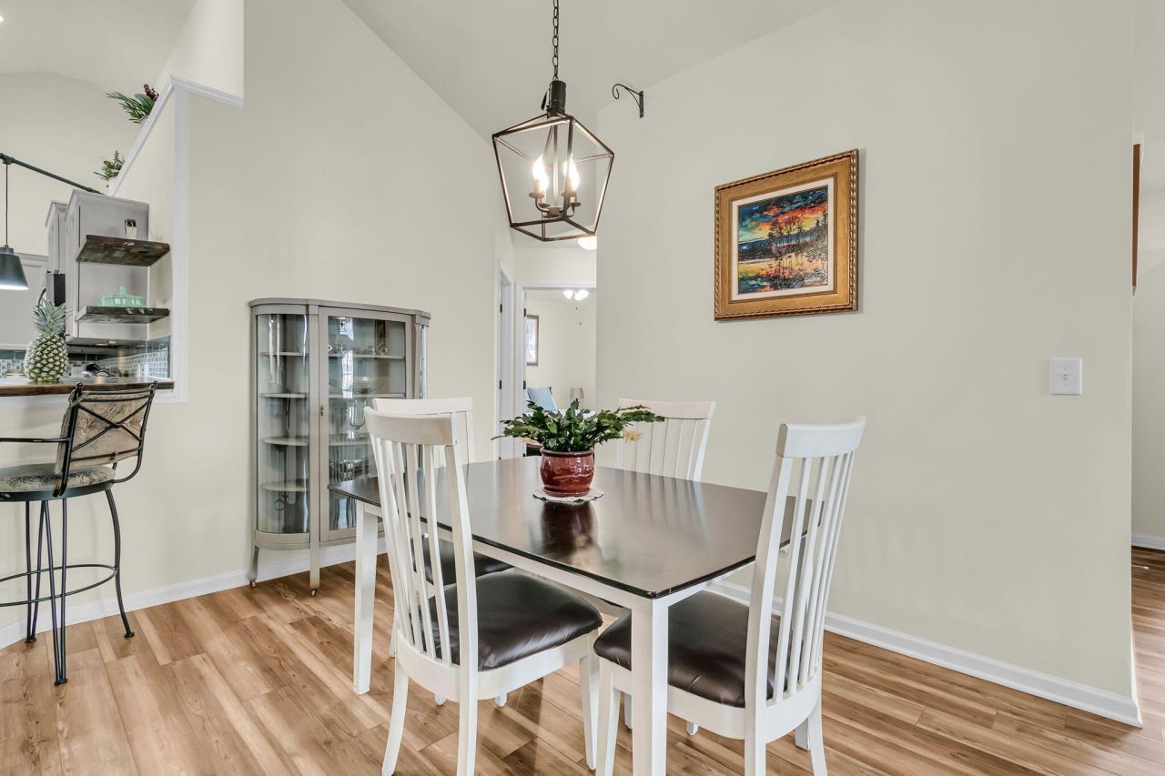 8800 Dorchester Road Photo 13