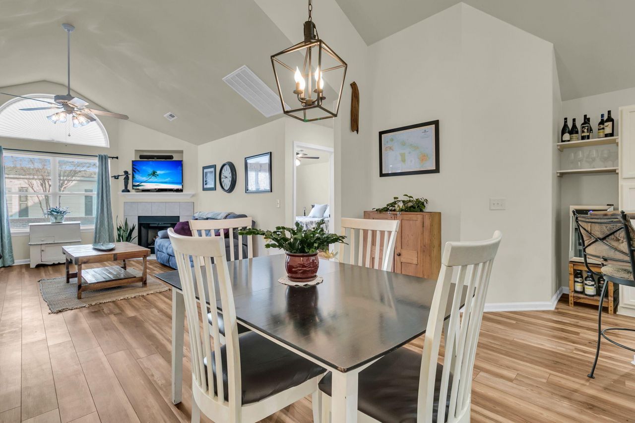 8800 Dorchester Road Photo 15