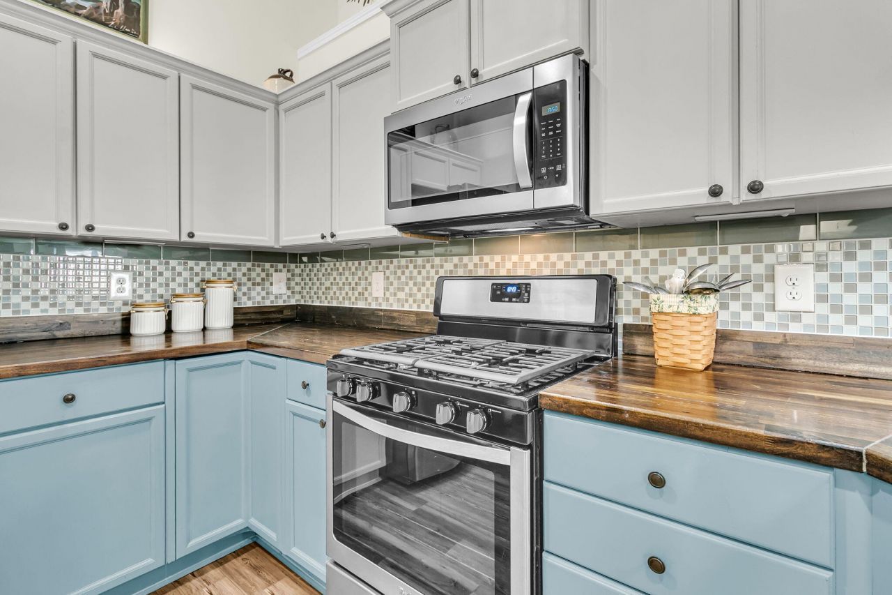 8800 Dorchester Road Photo 21