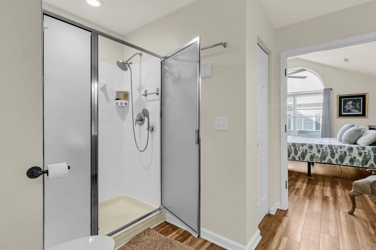 8800 Dorchester Road Photo 26