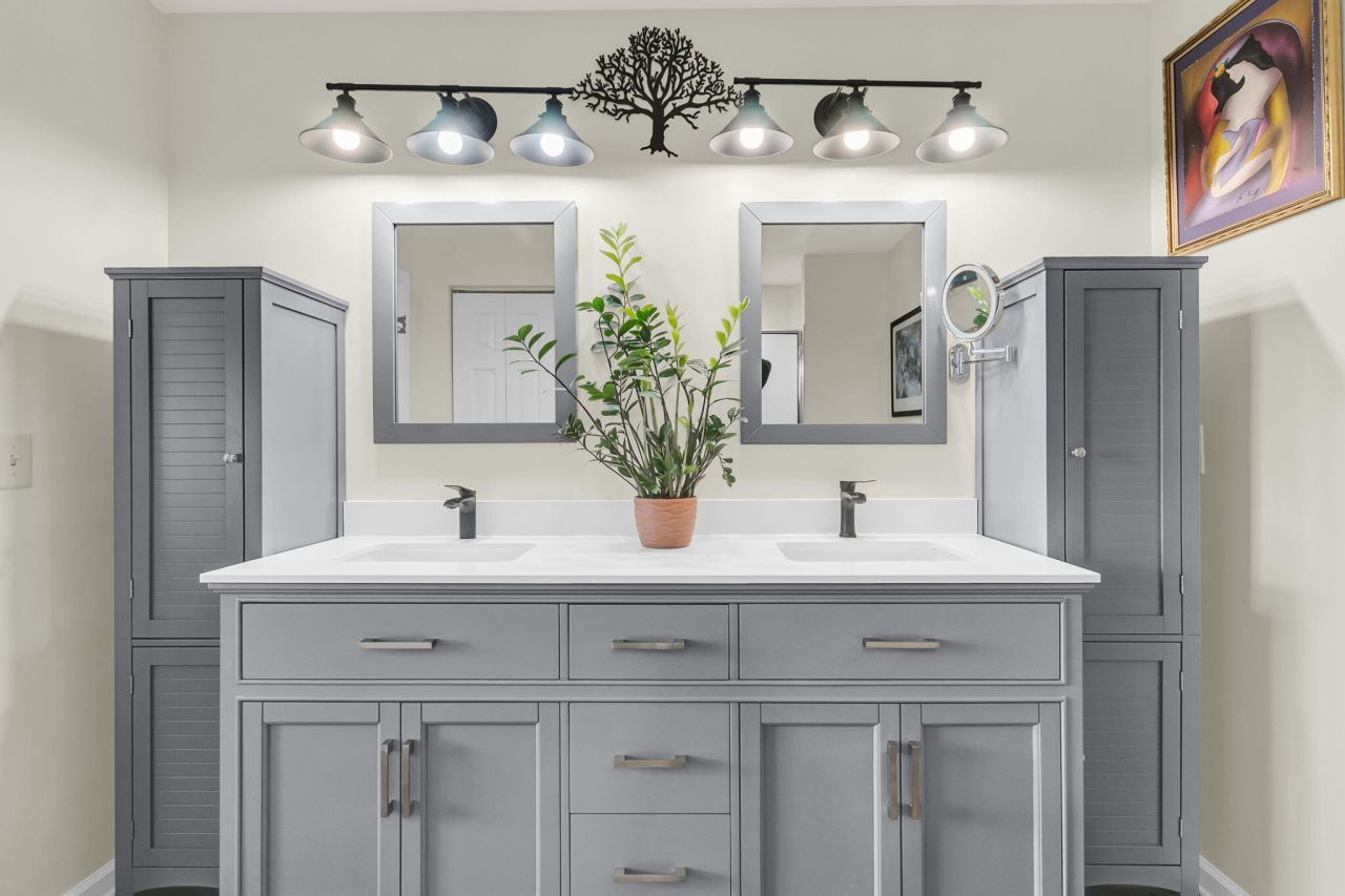 8800 Dorchester Road Photo 27