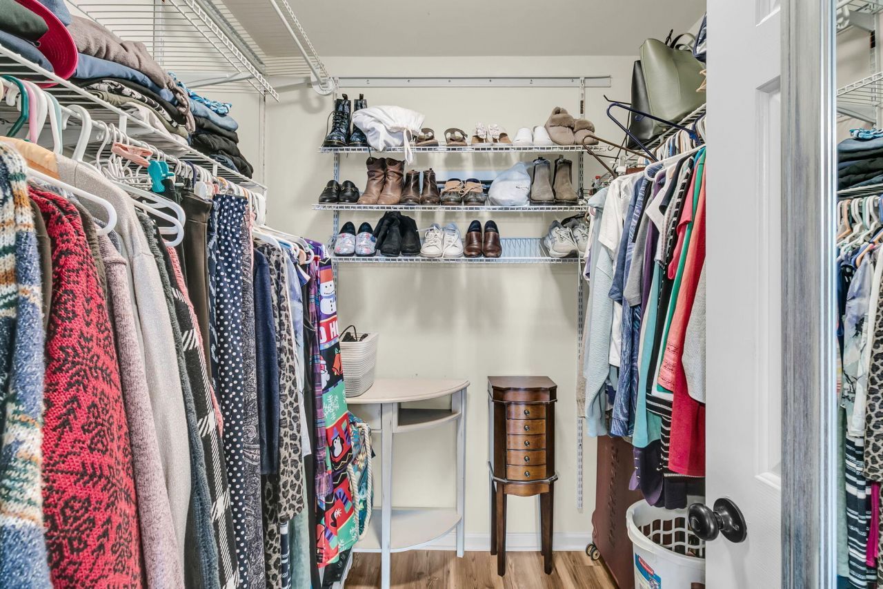 8800 Dorchester Road Photo 28