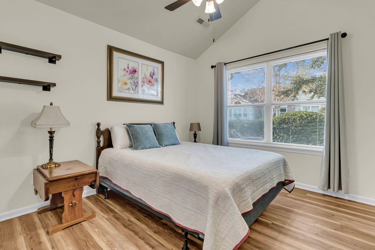 8800 Dorchester Road Photo 29