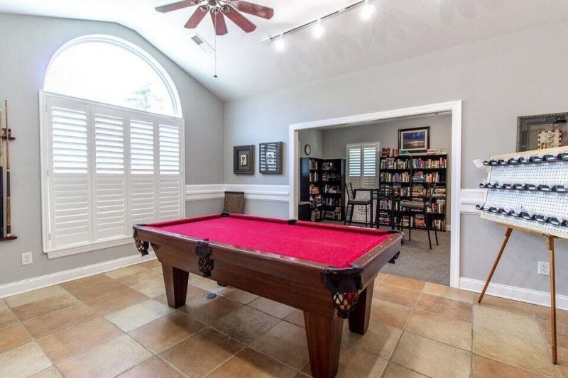 8800 Dorchester Road Photo 44