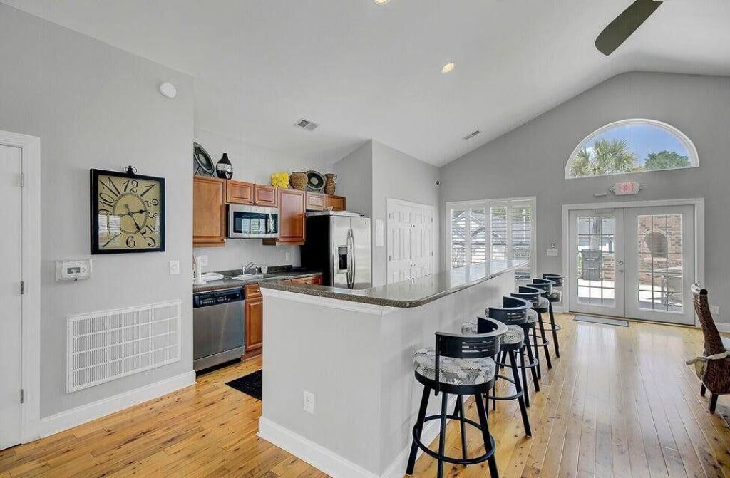 8800 Dorchester Road Photo 47