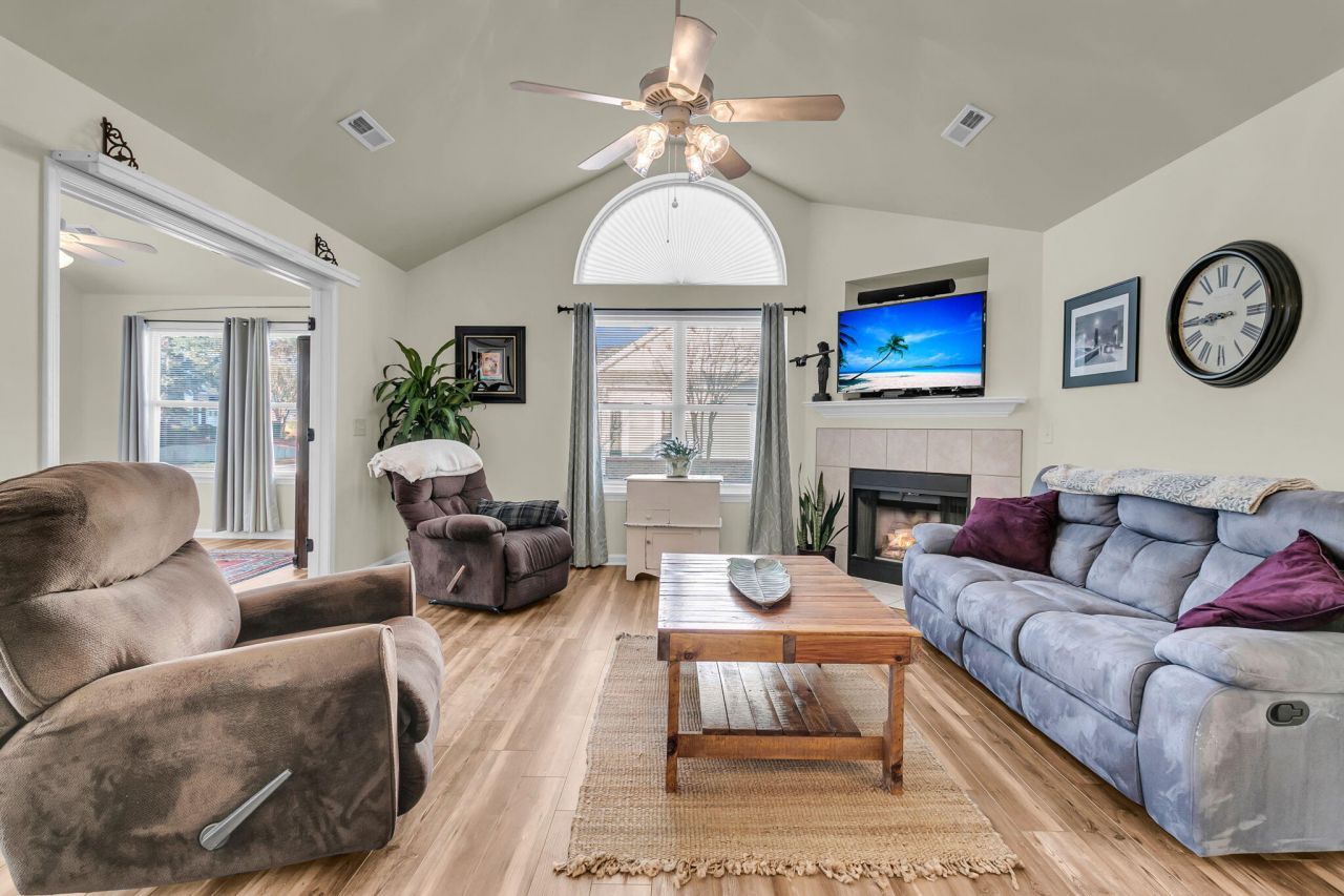 8800 Dorchester Road Photo 7