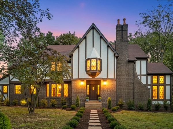 1700 Logan Dr, Columbia, TN 38401