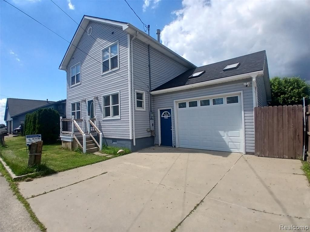 7886 Inglewood Drive, Clay Township, MI 48001 Main Photo